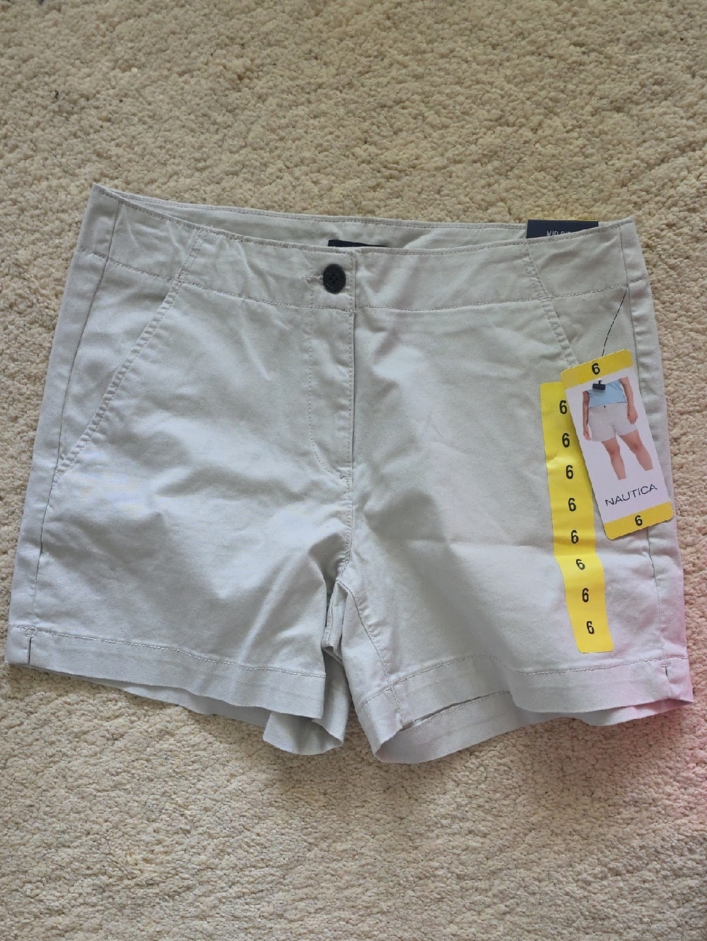 NWT: Nautica 🤍Women's🤍 Light Beige Casual Shorts
